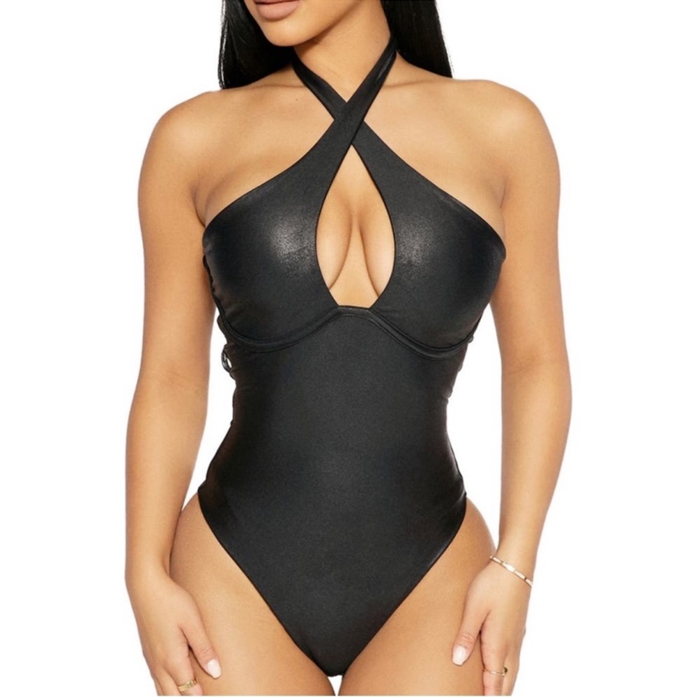 XL WILL FIT XXL. Naked Wardrobe Drip Collection. Looks wet. 20% Spandex.